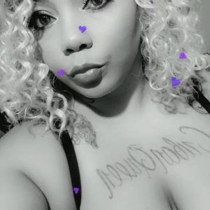 Meet your Posher, Keisha